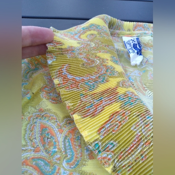 Vintage Sleeveless Blouse, Size Medium, Paisley, Double Breasted, Pearl … - Picture 5 of 11